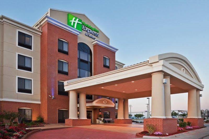 Express & By Ihg Bonham